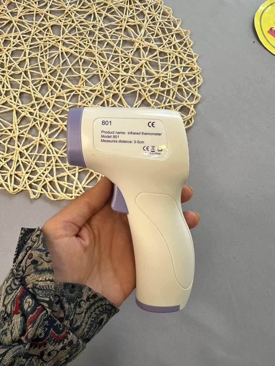 تب سنج تفنگی مدل AD801 ( Infrared forehead thermometer ) نوزادی و کودک کد311004